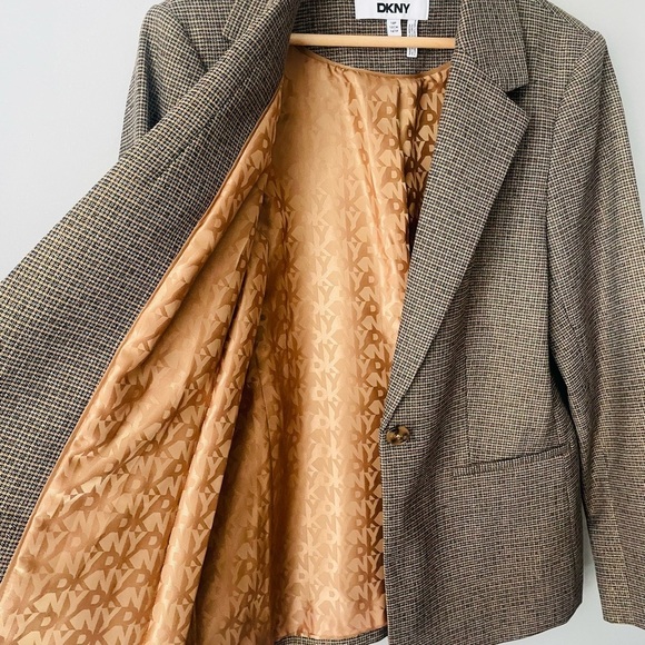 DKNY Women's Tan Blazer - Picture 2 of 9